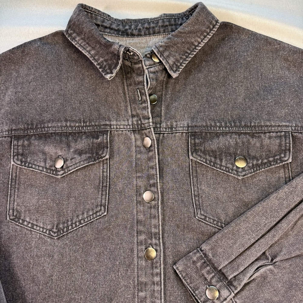 Black‎ Denim Women's 2X Shacket Top Full Button  Western Grunge Fray Pockets